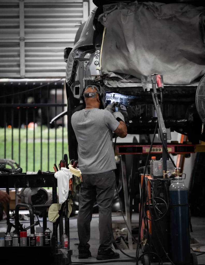 BODY SHOP MIAMI FL Collision Center